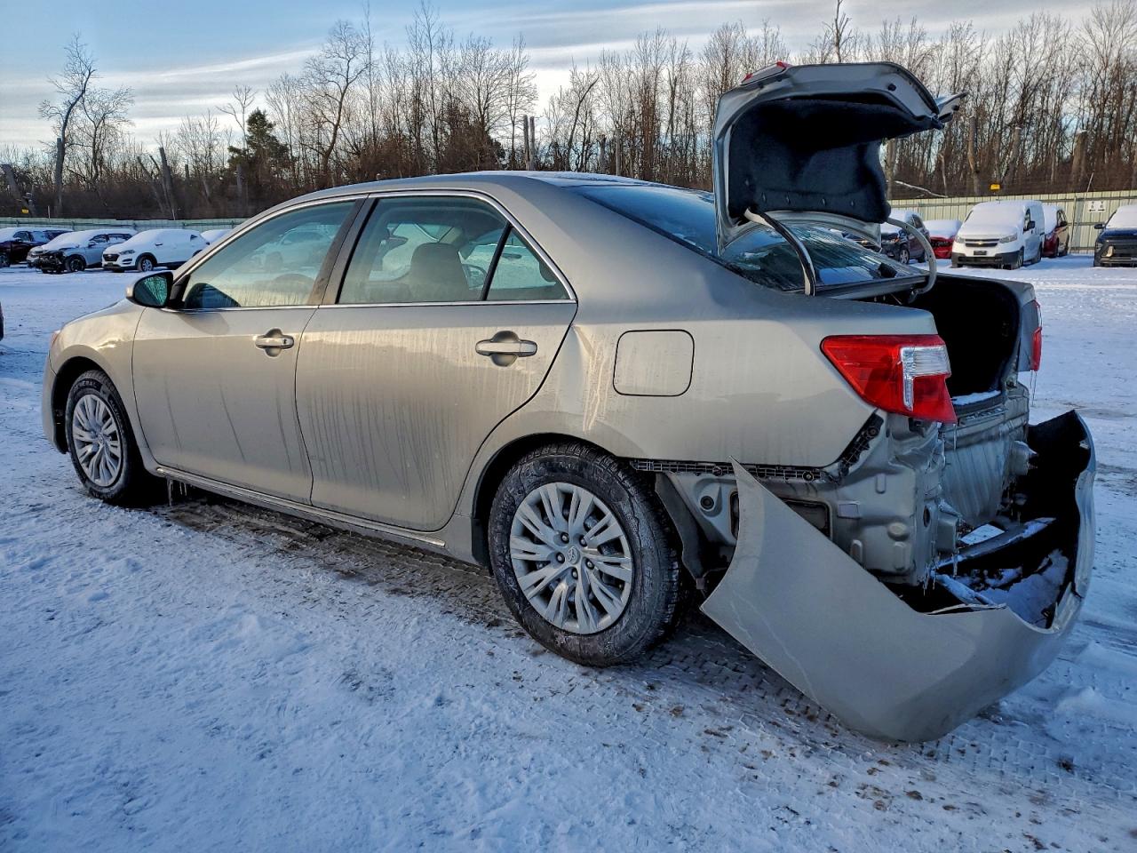 Lot #3318879913 2014 TOYOTA CAMRY L