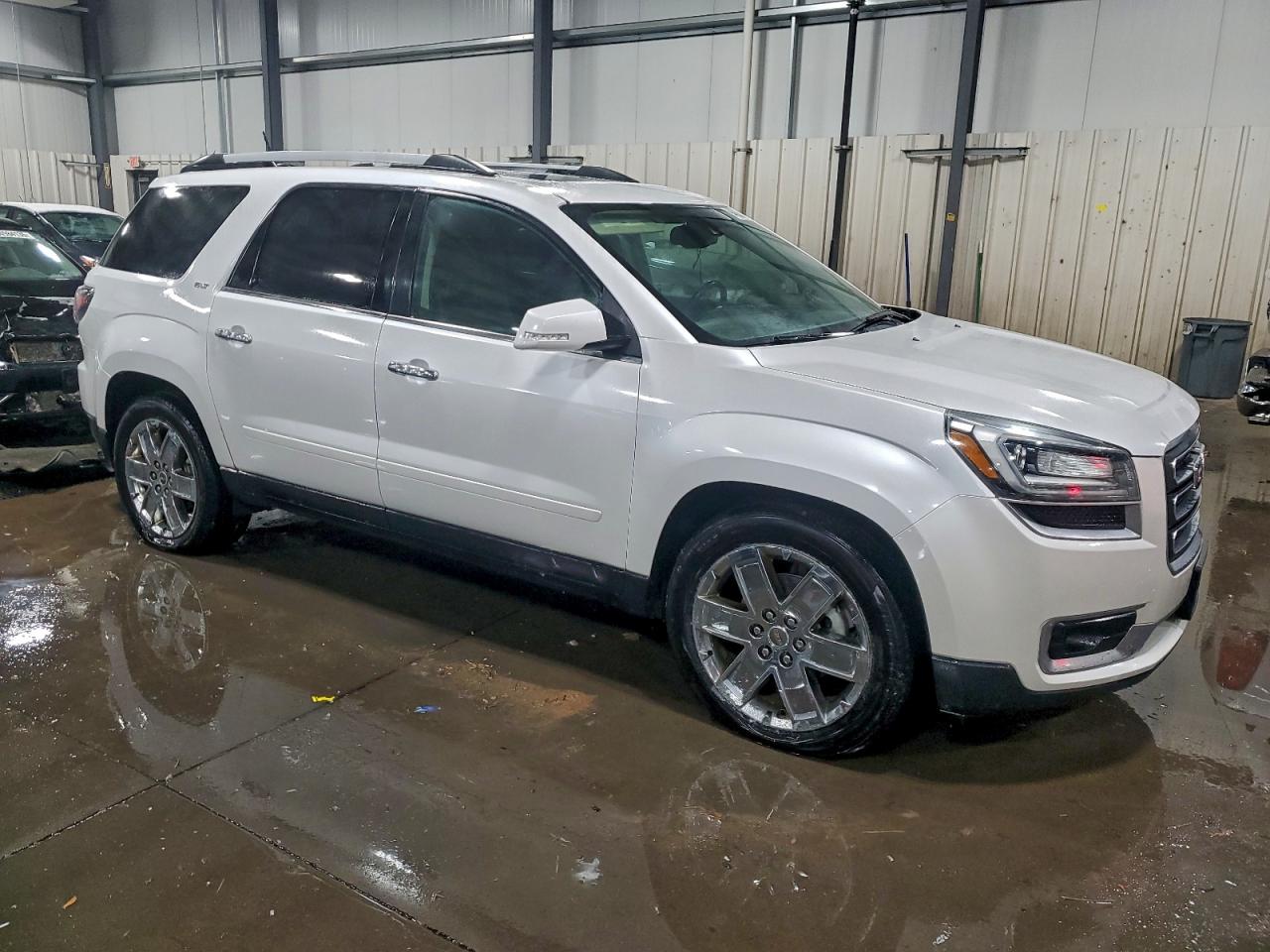 GMC ACADIA SLT-2