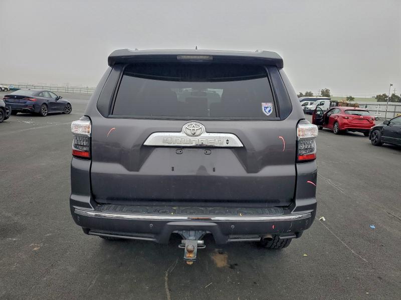 2017 TOYOTA 4RUNNER SR #3315768394