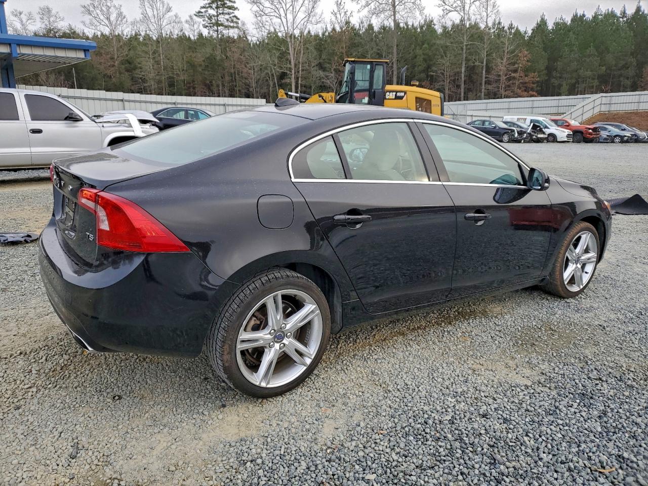 VOLVO S60 PREMIER
