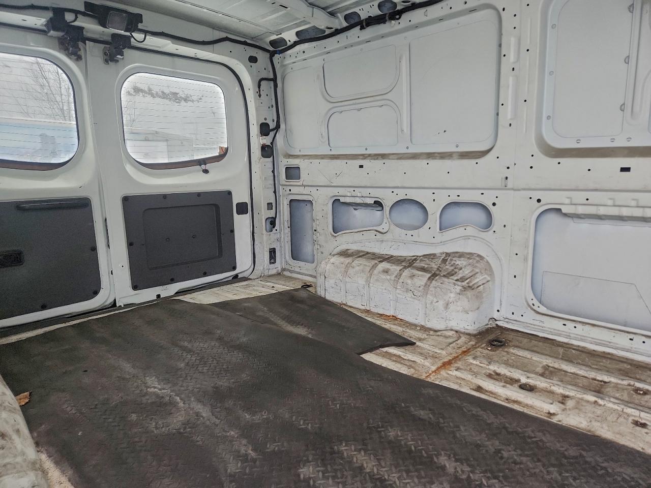 NISSAN NV1500 1500 S