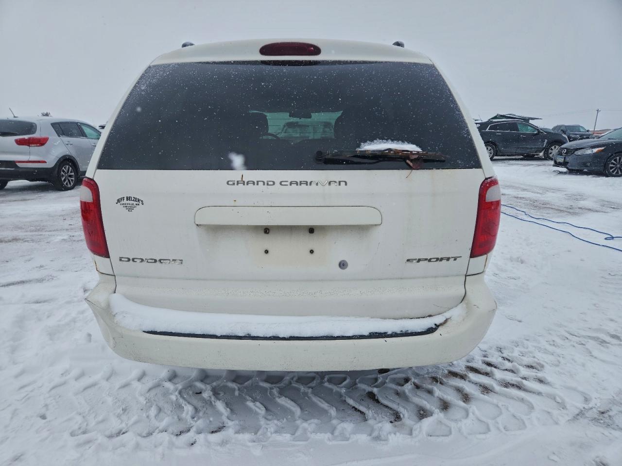 Lot #3301790343 2002 DODGE GRAND CARA