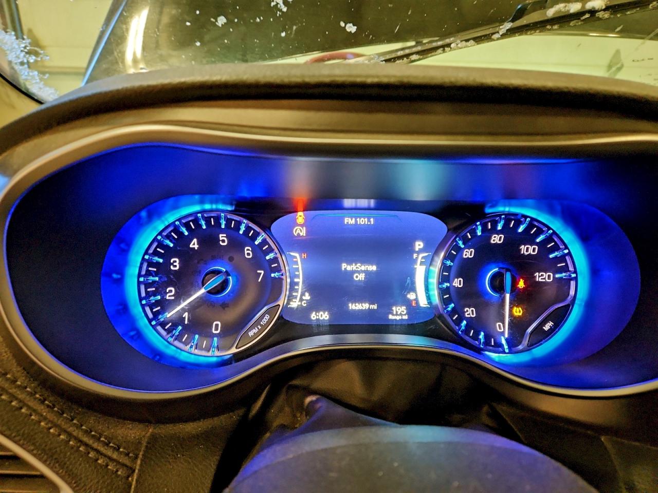 CHRYSLER PACIFICA LIMITED