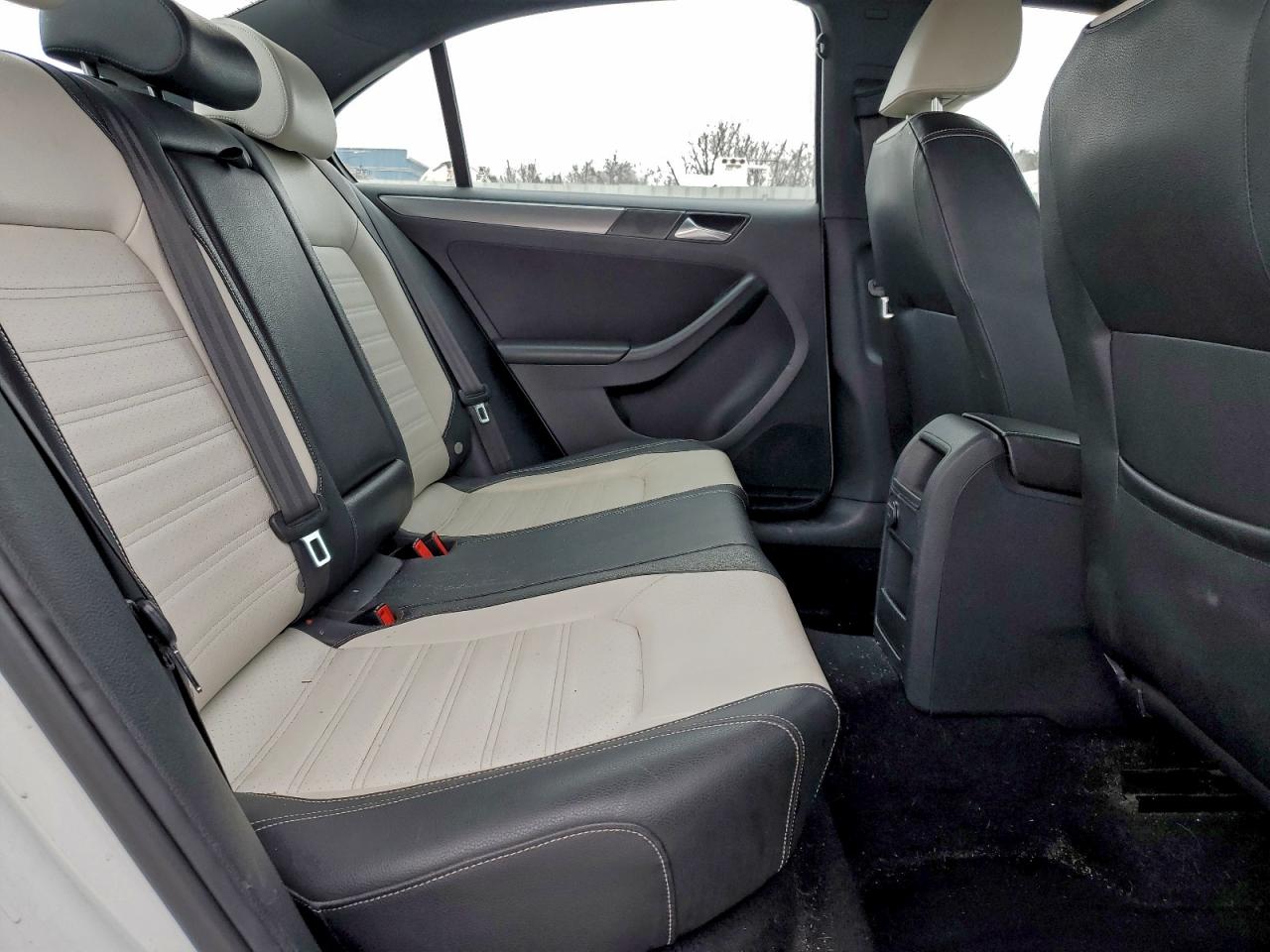 Lot #3315859167 2016 VOLKSWAGEN JETTA SPOR