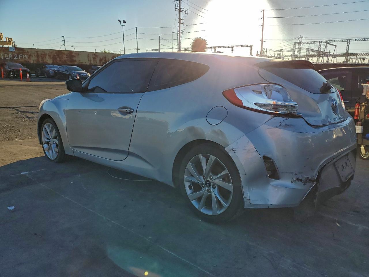 HYUNDAI VELOSTER