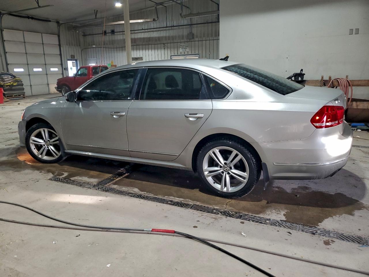 VOLKSWAGEN PASSAT SEL