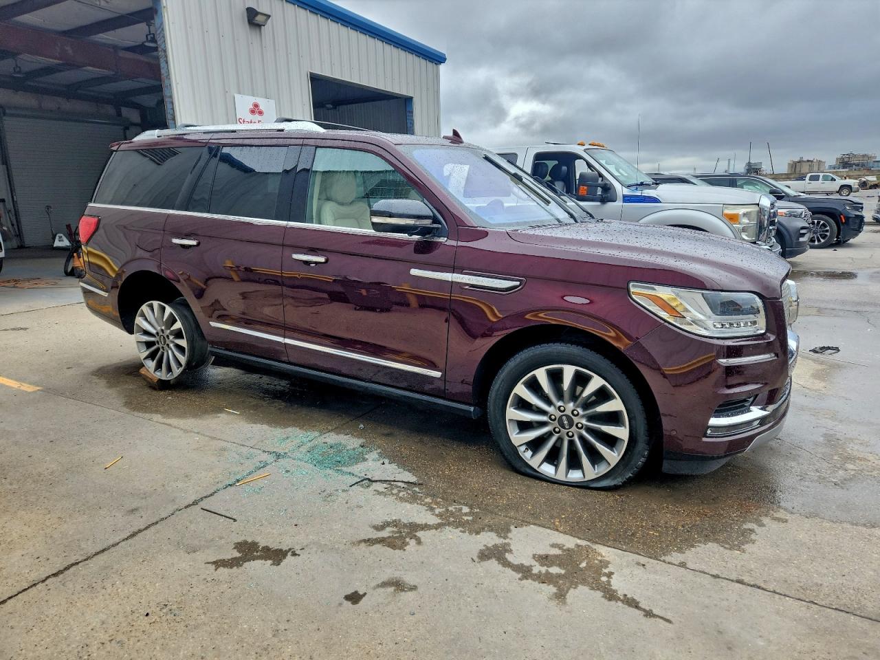 LINCOLN NAVIGATOR SELECT