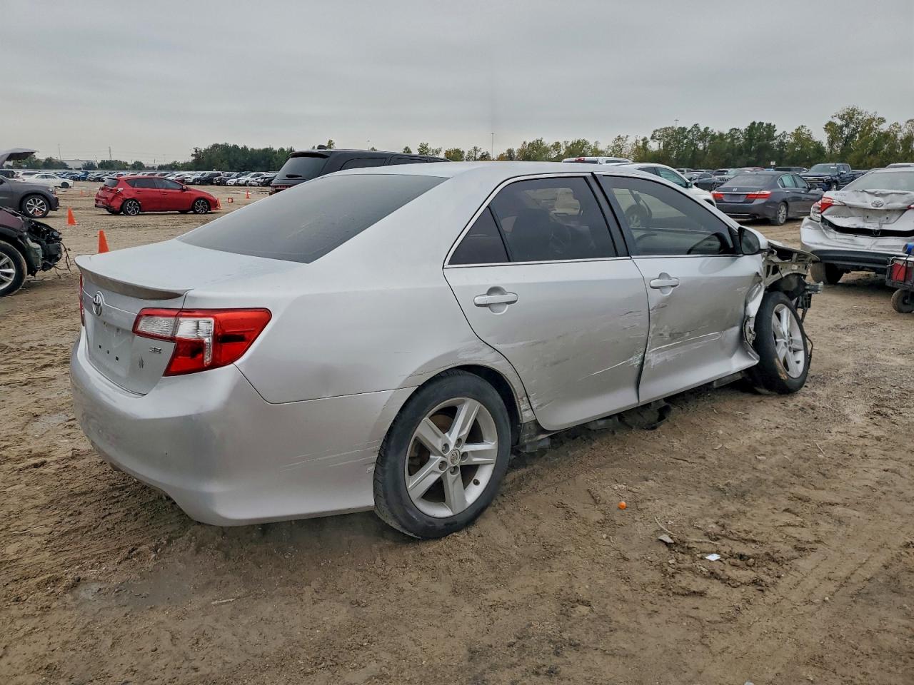 Lot #3304817550 2014 TOYOTA CAMRY L