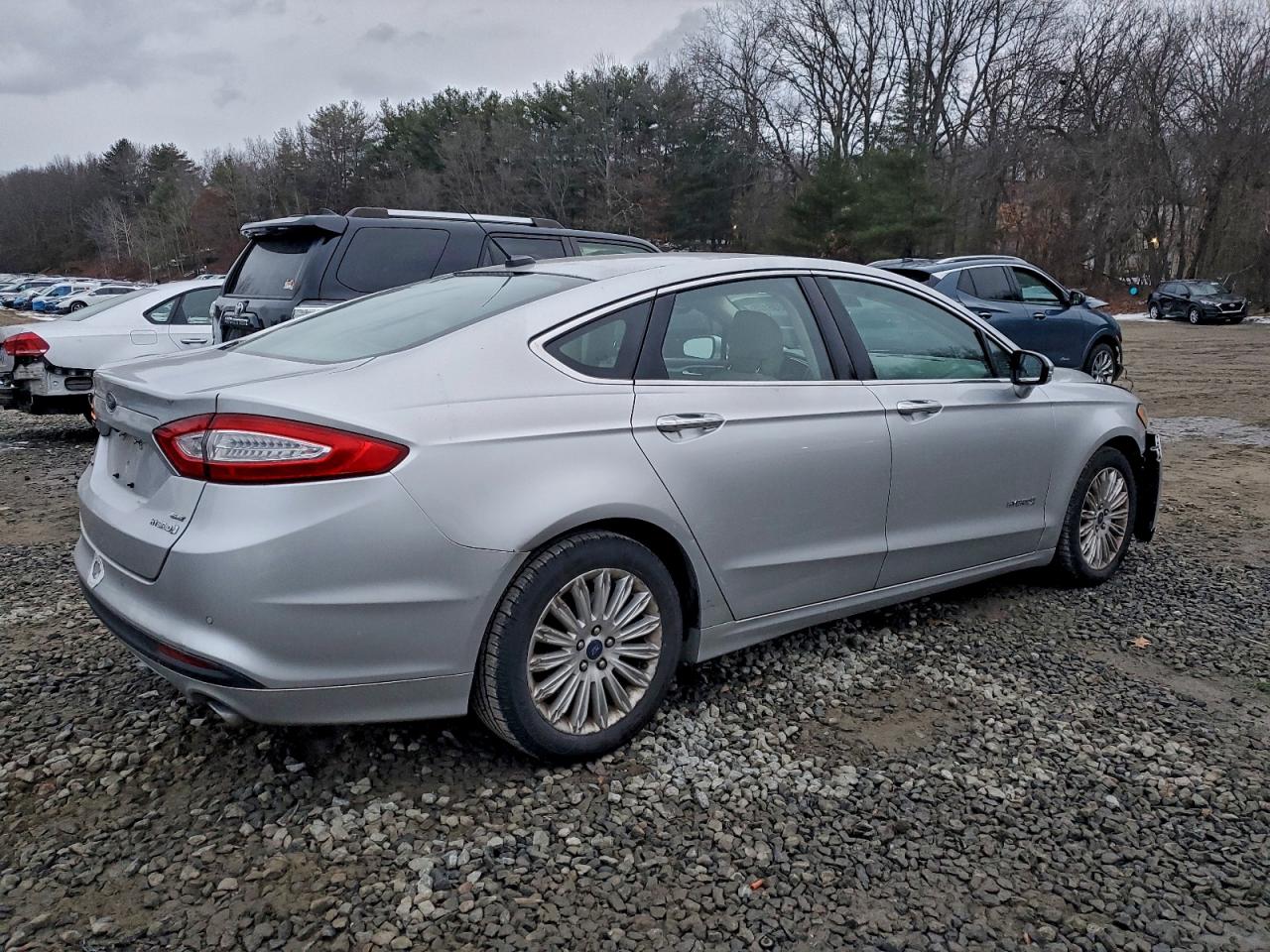 Lot #3312290769 2013 FORD FUSION SE