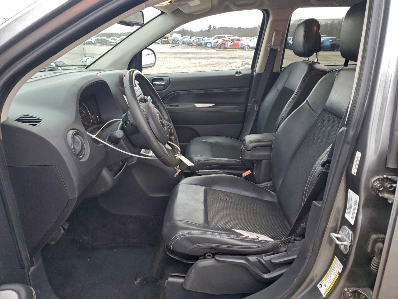 Lot #3311586848 2014 JEEP COMPASS LA