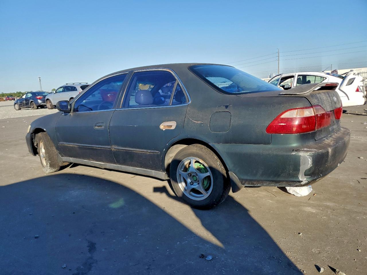 Lot #3313345050 1999 HONDA ACCORD LX