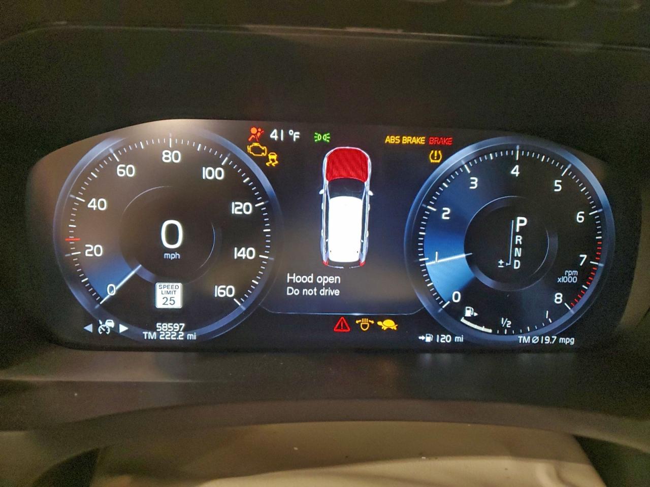 VOLVO XC90 T6 MOMENTUM