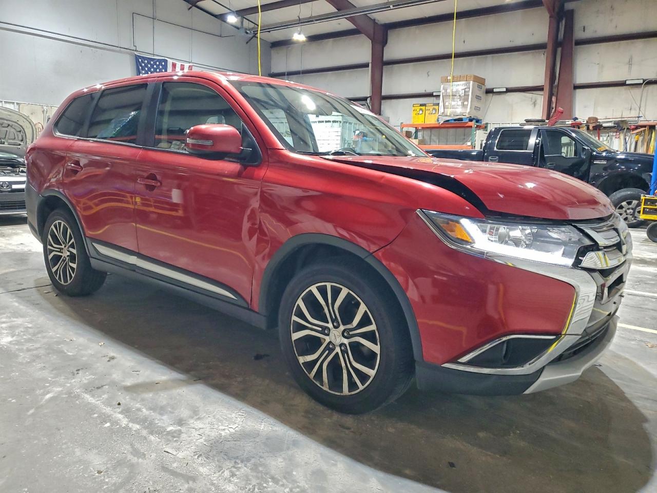 MITSUBISHI OUTLANDER SE