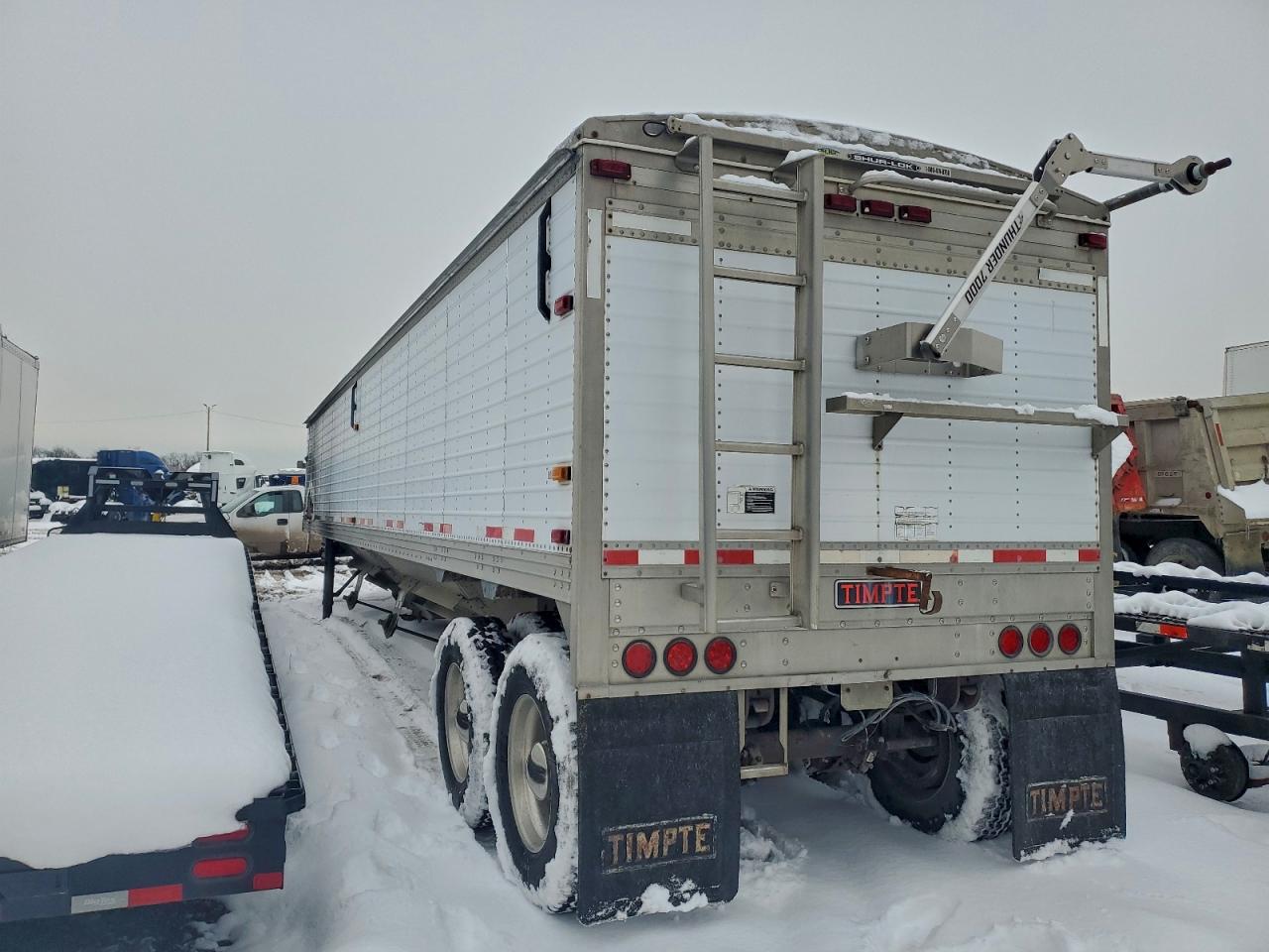 Lot #3311472241 2011 TIMPTE HOPPER BOT