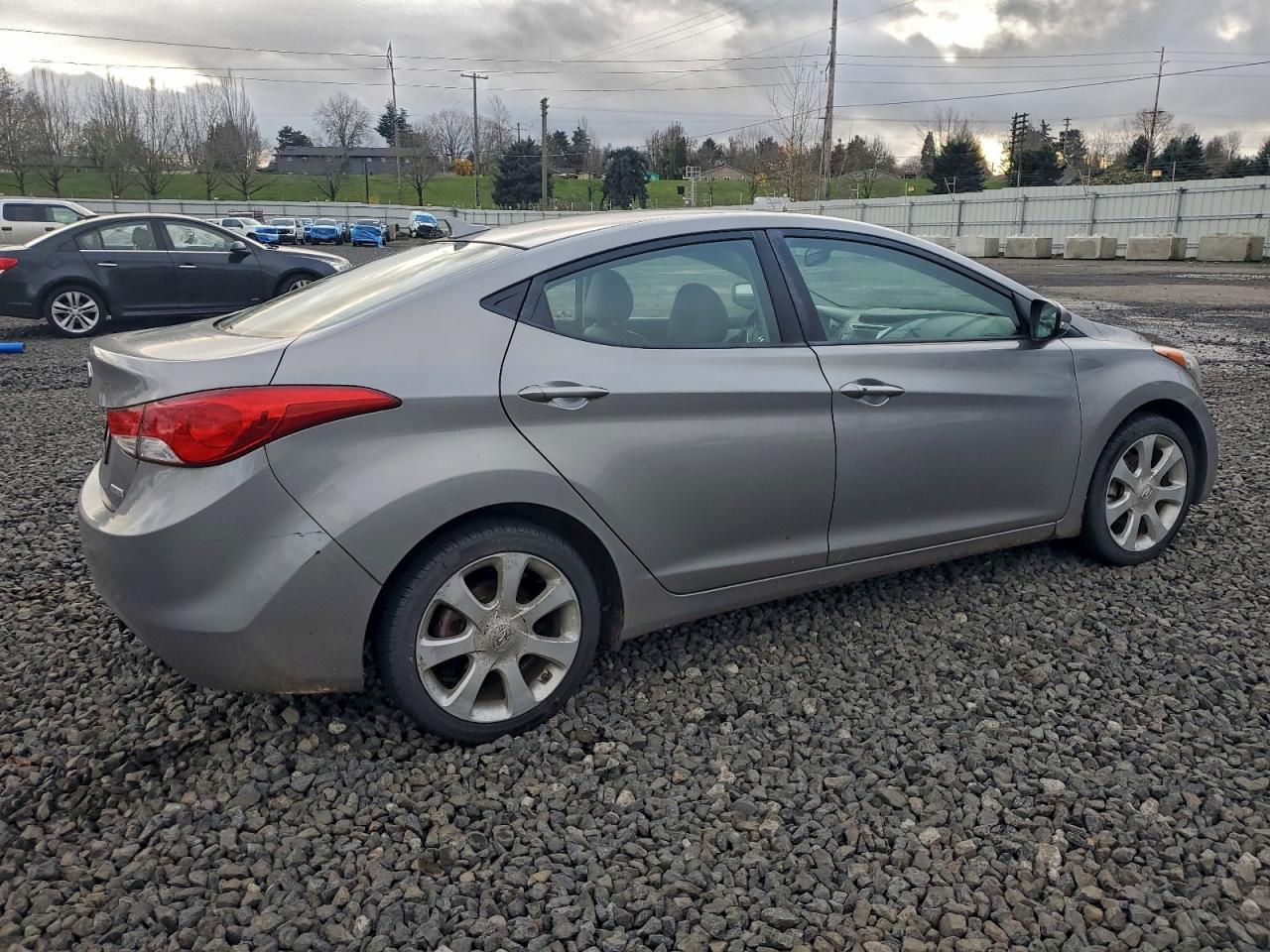HYUNDAI ELANTRA GLS