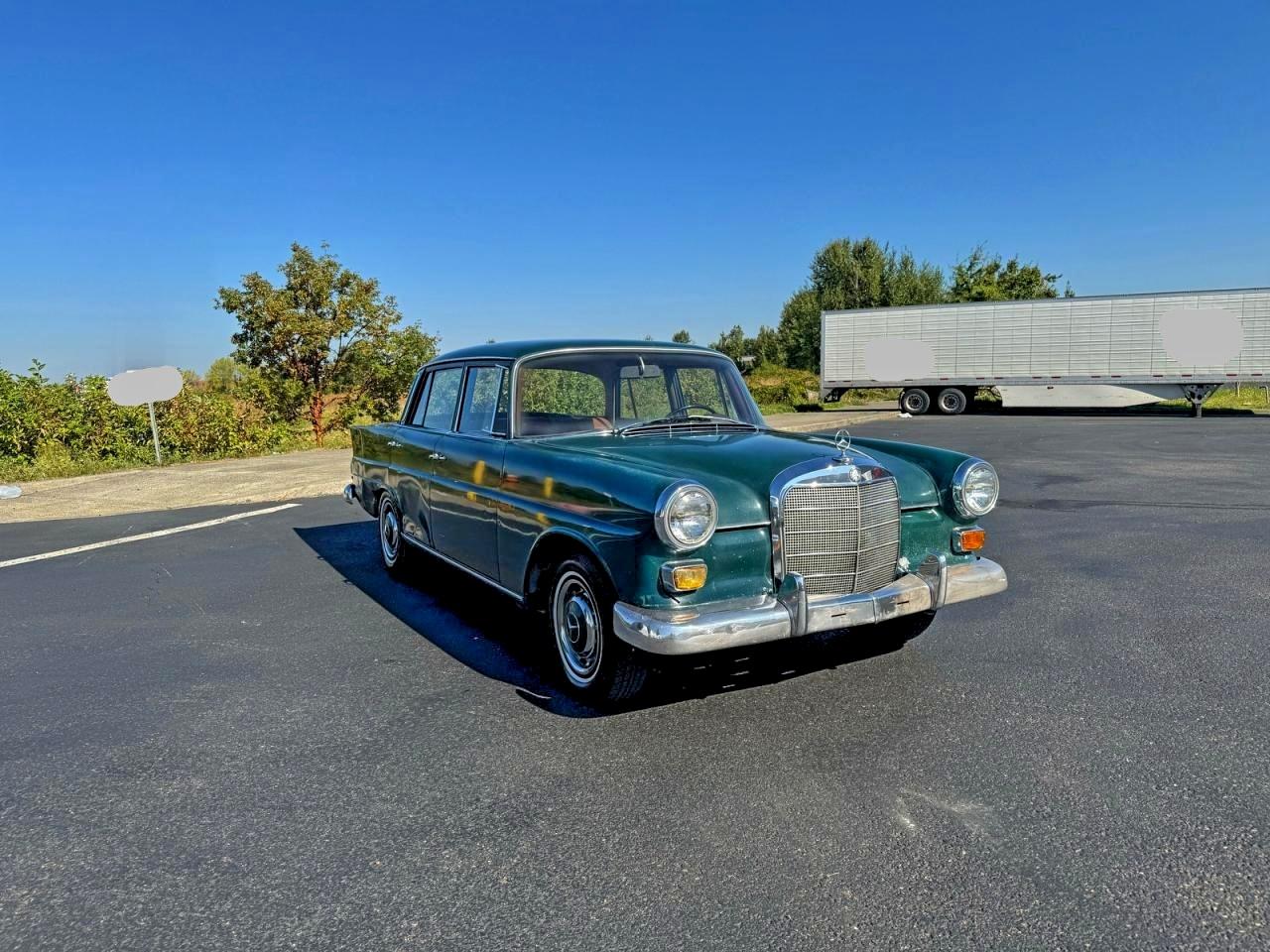 Lot #3305289310 1967 MERCEDES-BENZ 200D