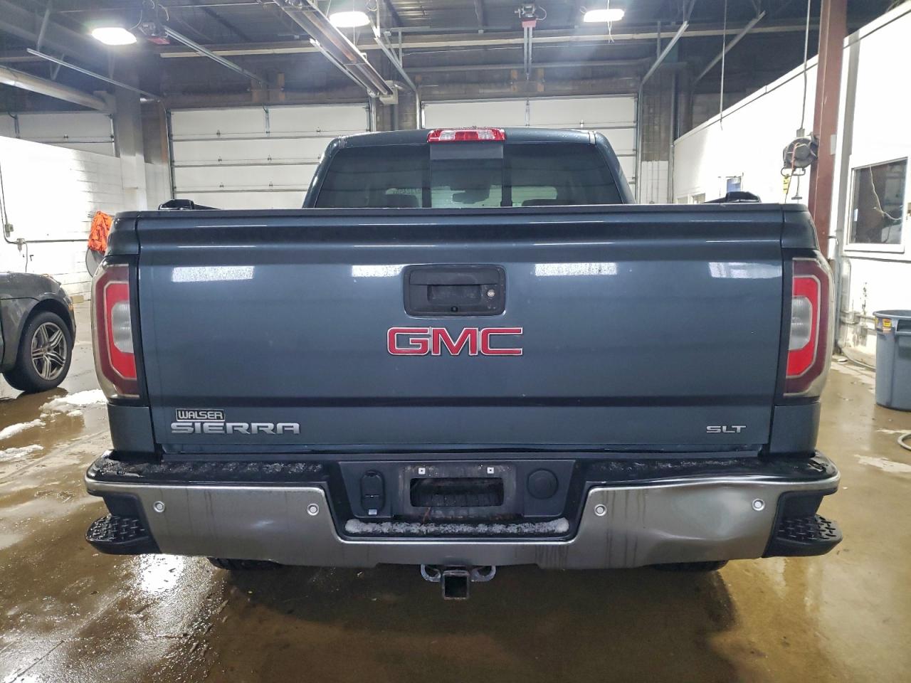 GMC SIERRA K1500 SLT