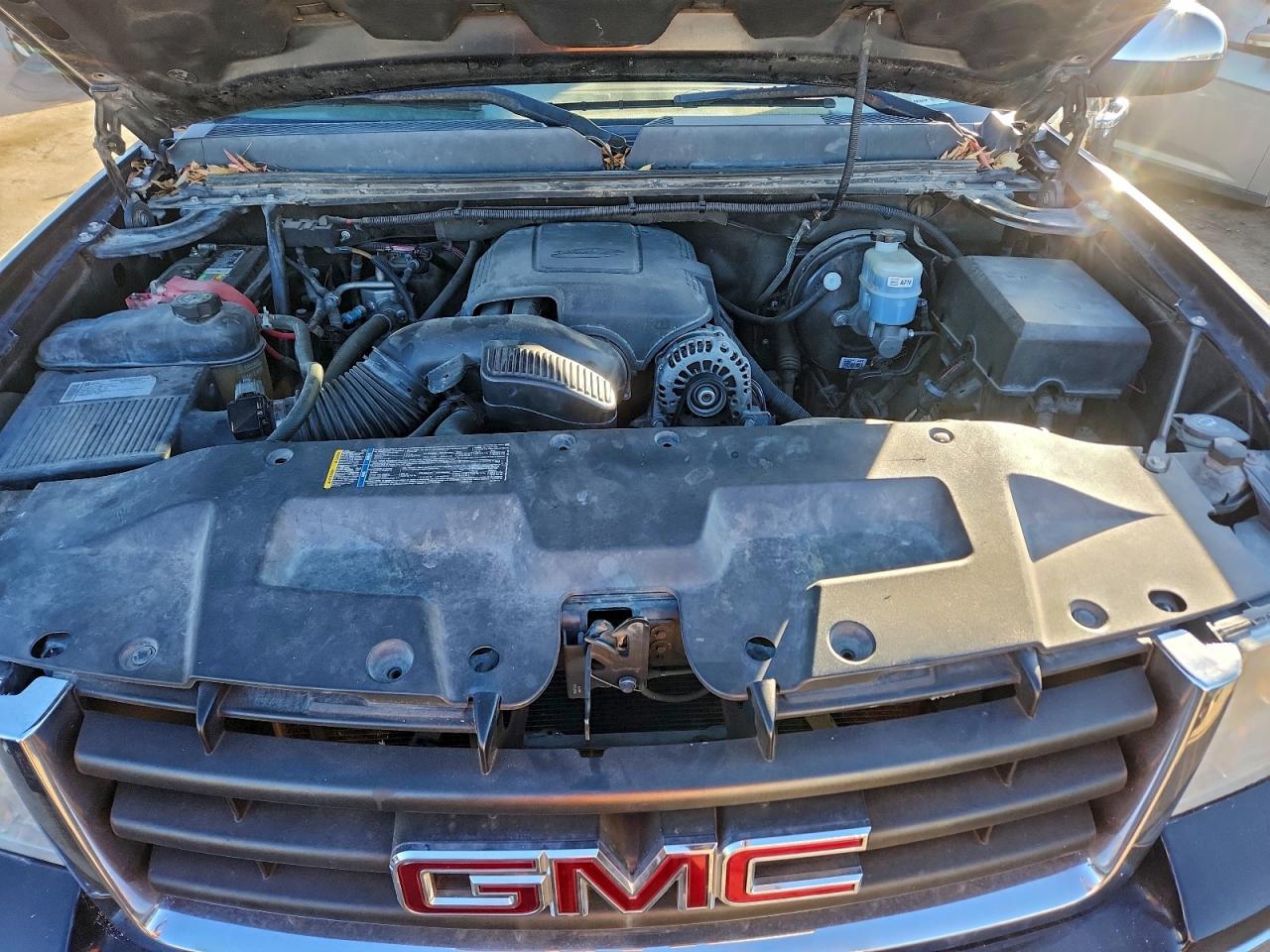 Lot #3318081391 2009 GMC SIERRA C15