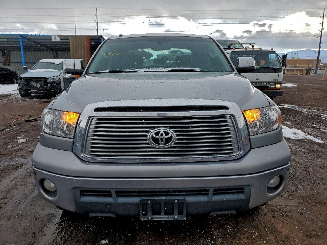 TOYOTA TUNDRA CREWMAX LIMITED