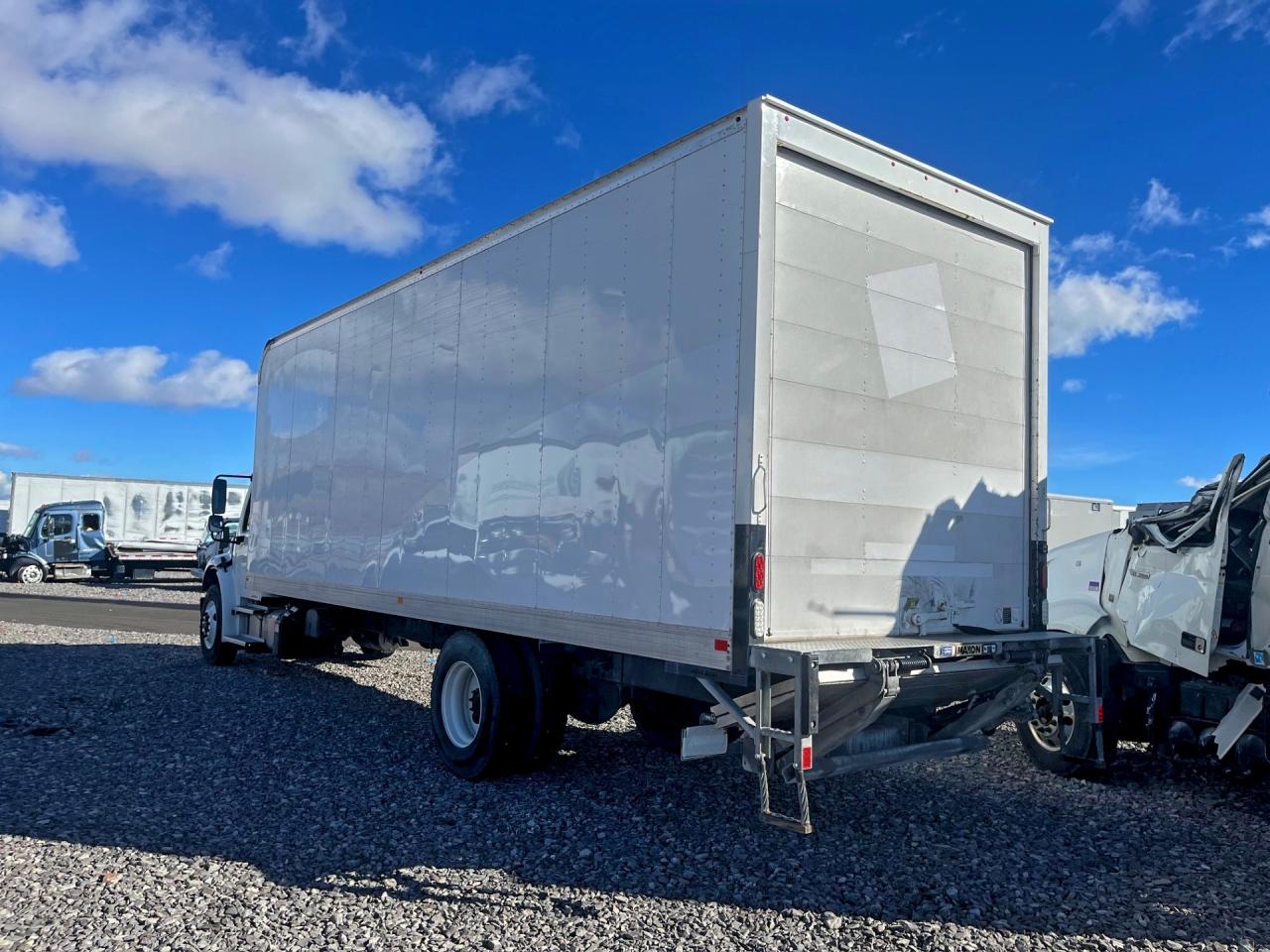 Lot #3318099367 2023 FREIGHTLINER M2