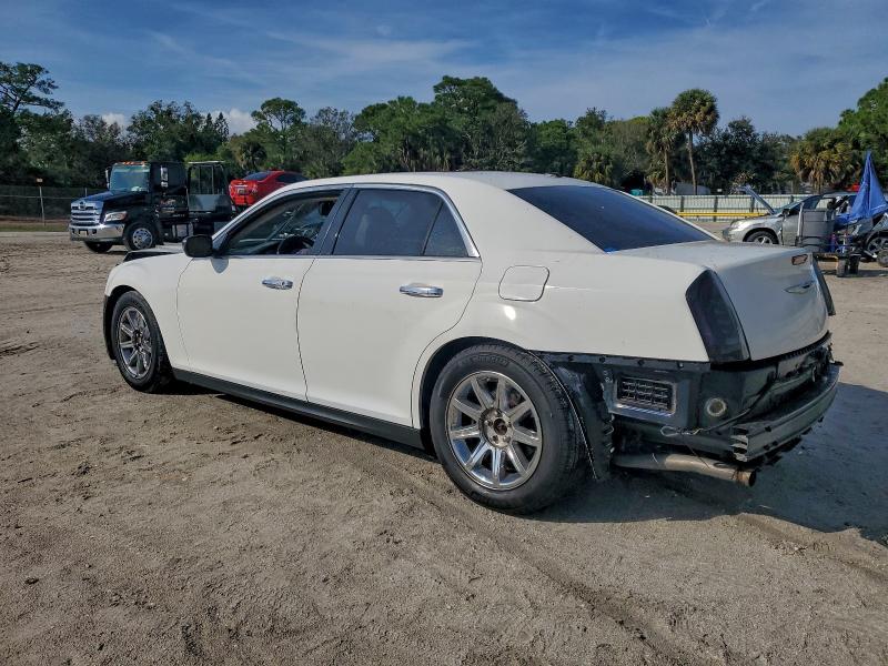 2011 CHRYSLER 300C #3302694049