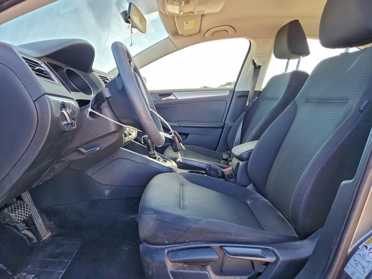 Lot #3318974925 2016 VOLKSWAGEN JETTA SE