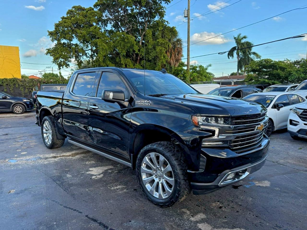 CHEVROLET SILVERADO K1500 HIGH COUNTRY