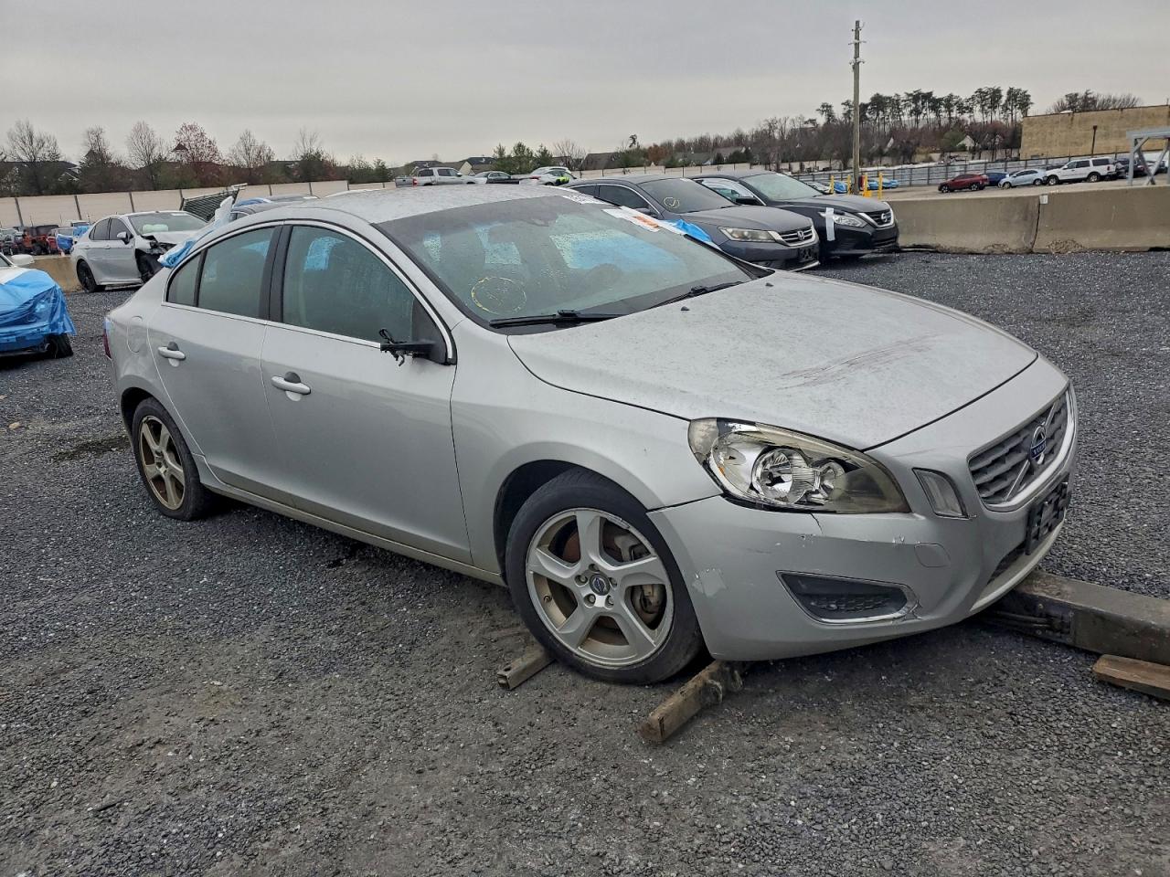 VOLVO S60 T5