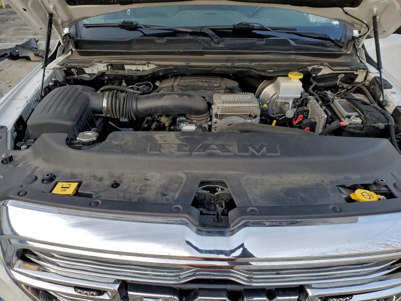 Lot #3304559476 2022 RAM 1500 LARAM