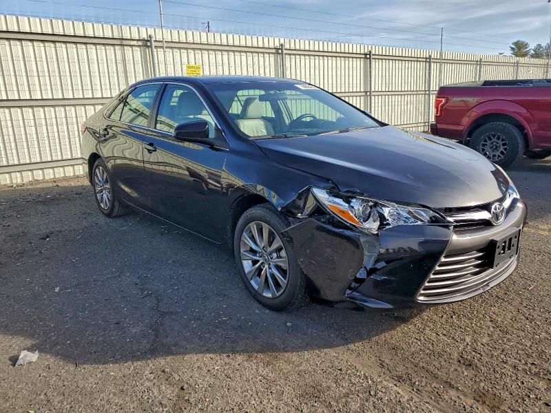 2016 TOYOTA CAMRY LE #3304670968