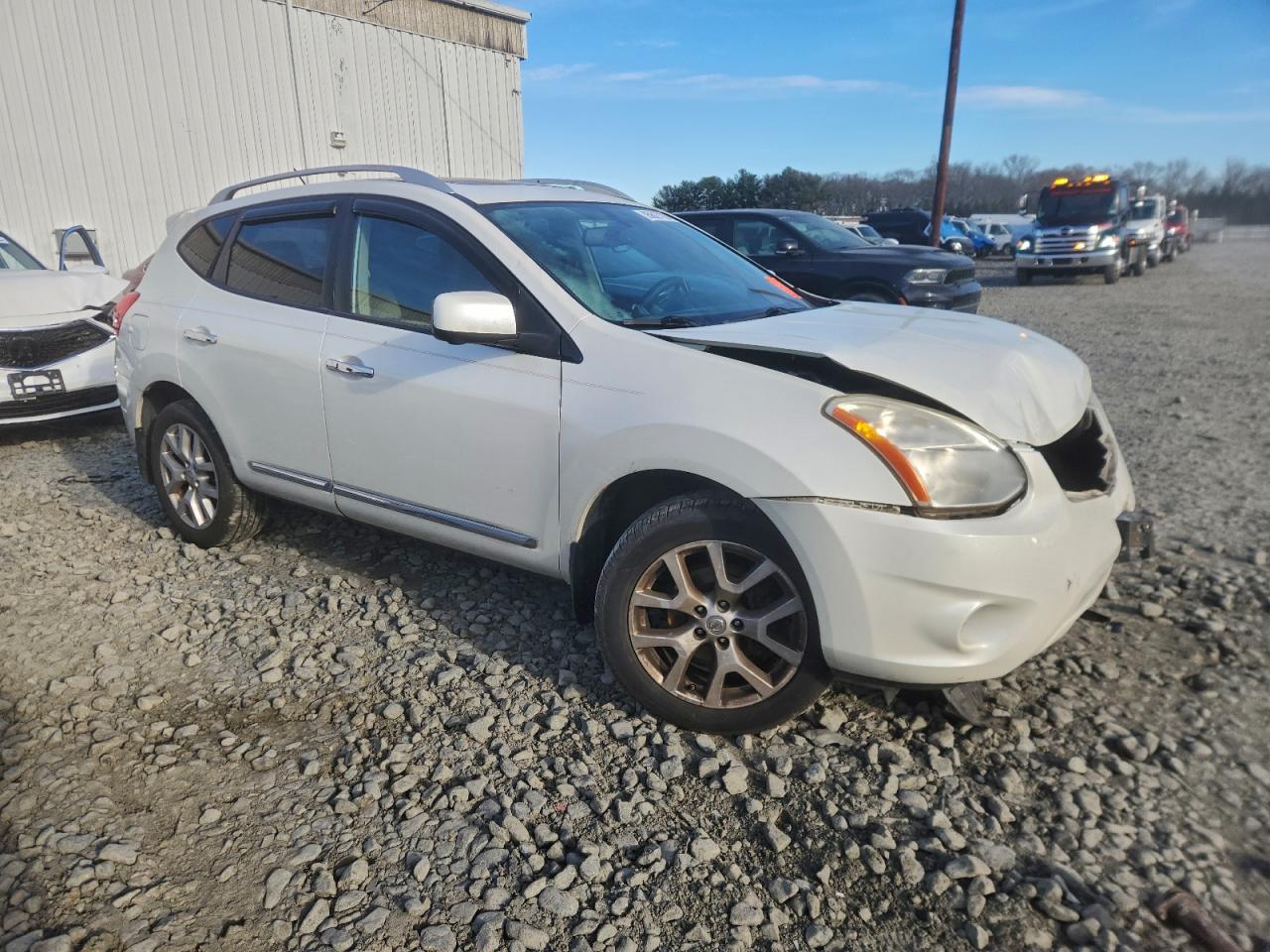 NISSAN ROGUE S