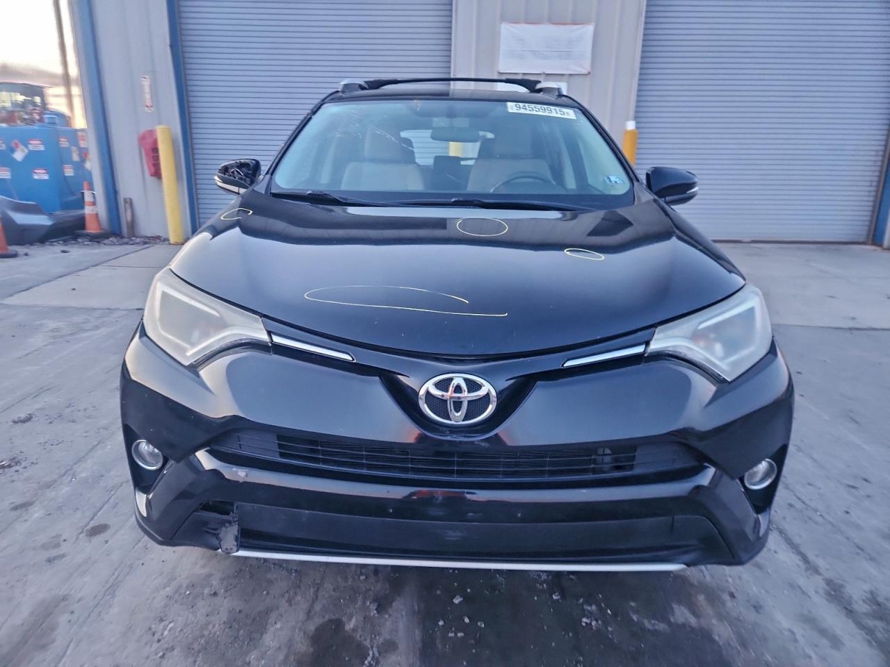 TOYOTA RAV4 XLE