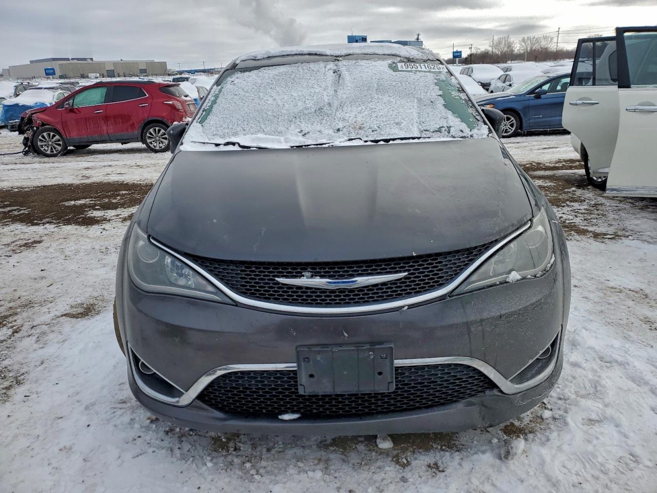 CHRYSLER PACIFICA TOURING PLUS