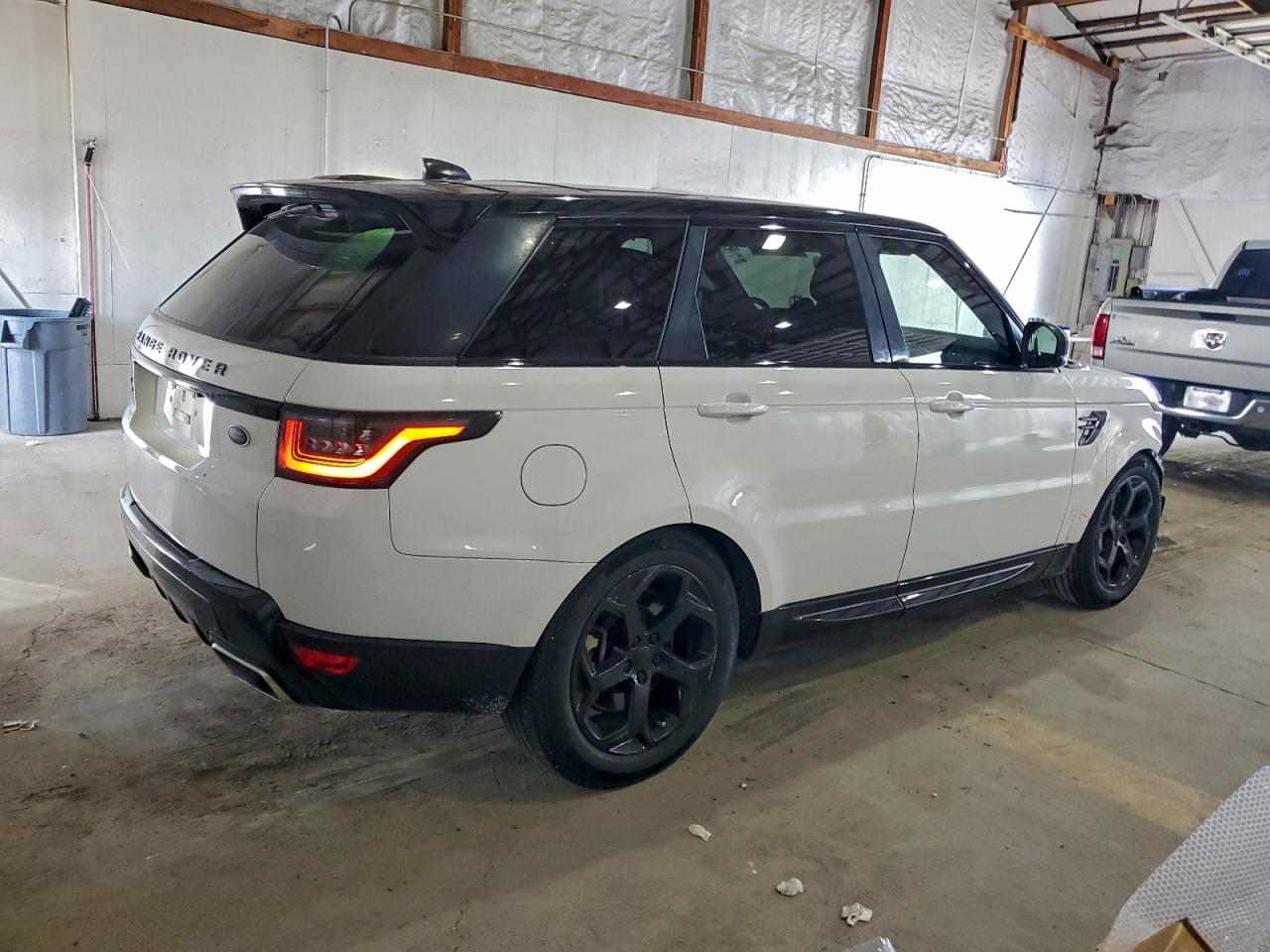 LAND ROVER RANGE ROVER SUPERCHARGED DYNAMIC