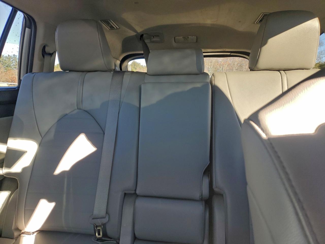 TOYOTA HIGHLANDER XLE