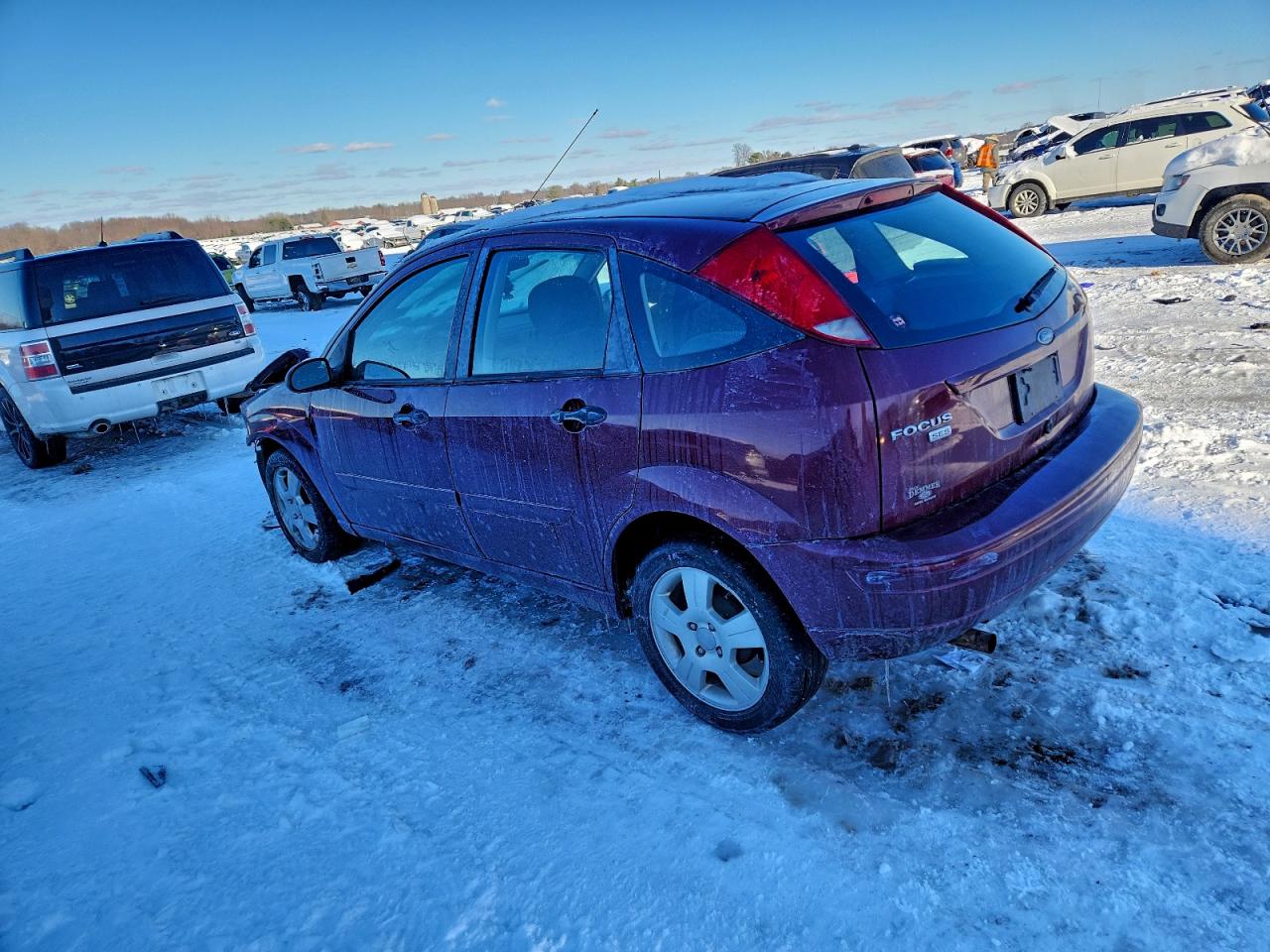 Lot #3310453329 2007 FORD FOCUS ZX5