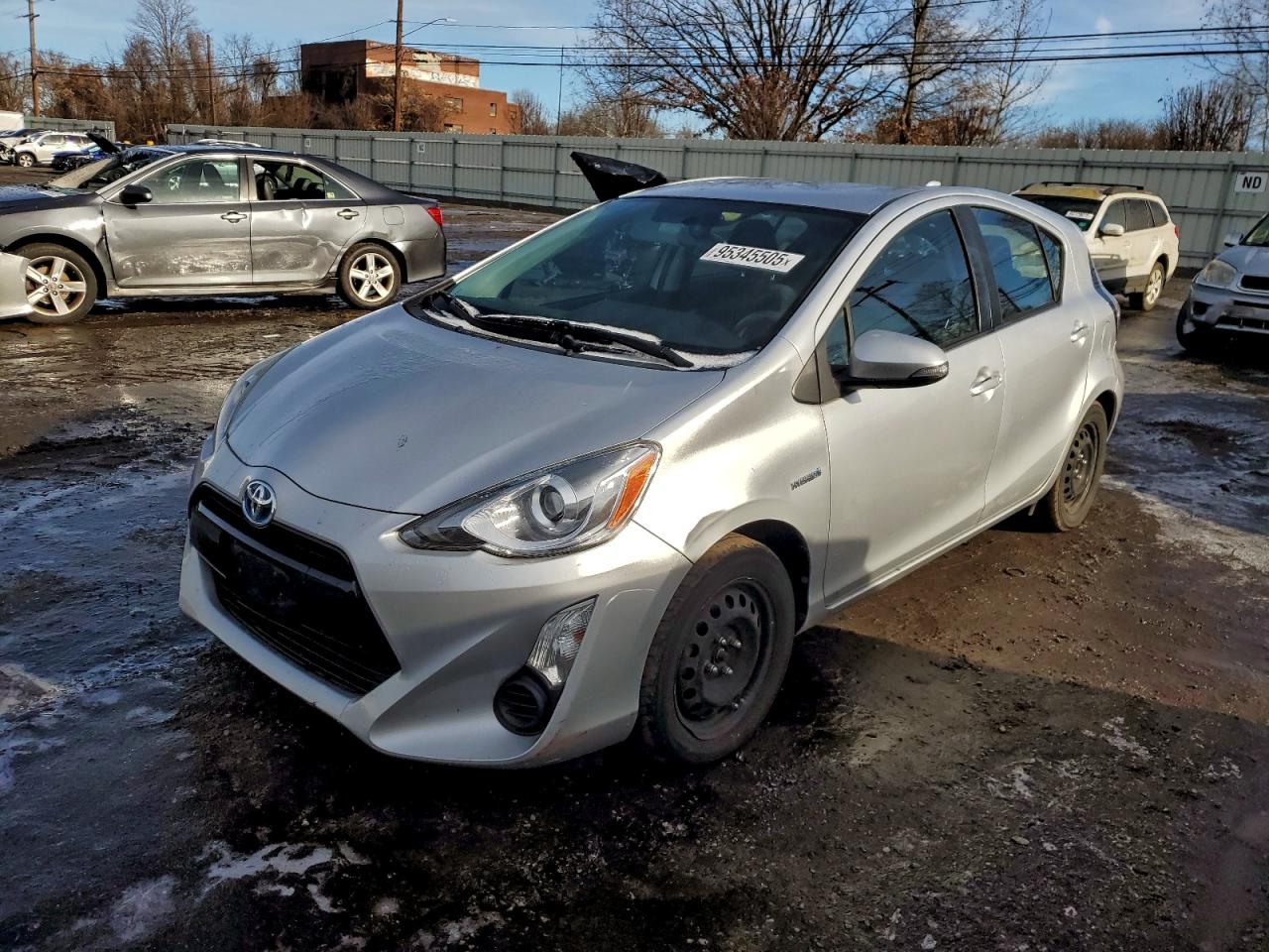 TOYOTA PRIUS C