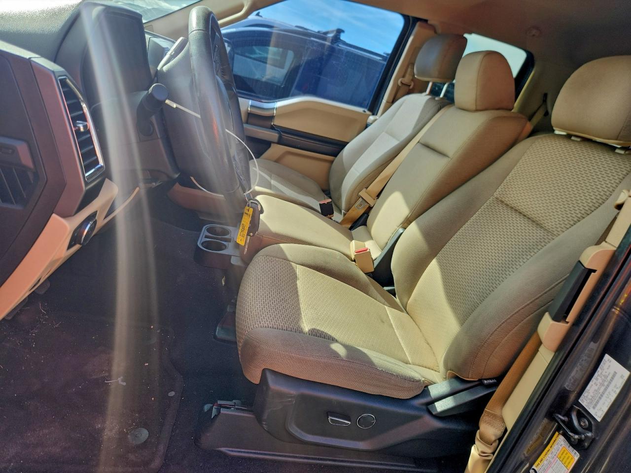 FORD F-150 SUPER CAB