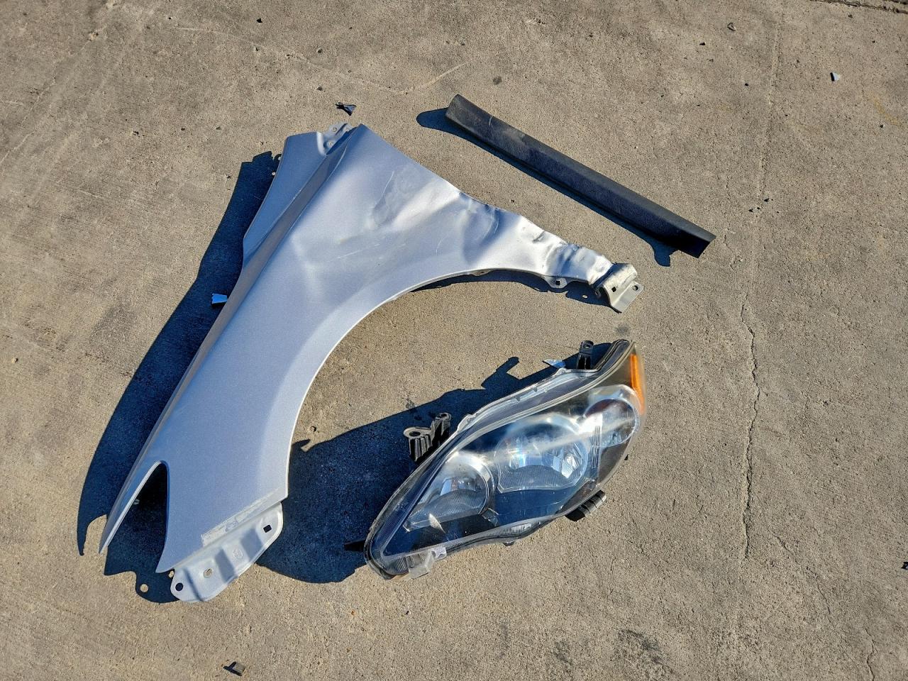 Lot #3317852920 2012 TOYOTA COROLLA BA