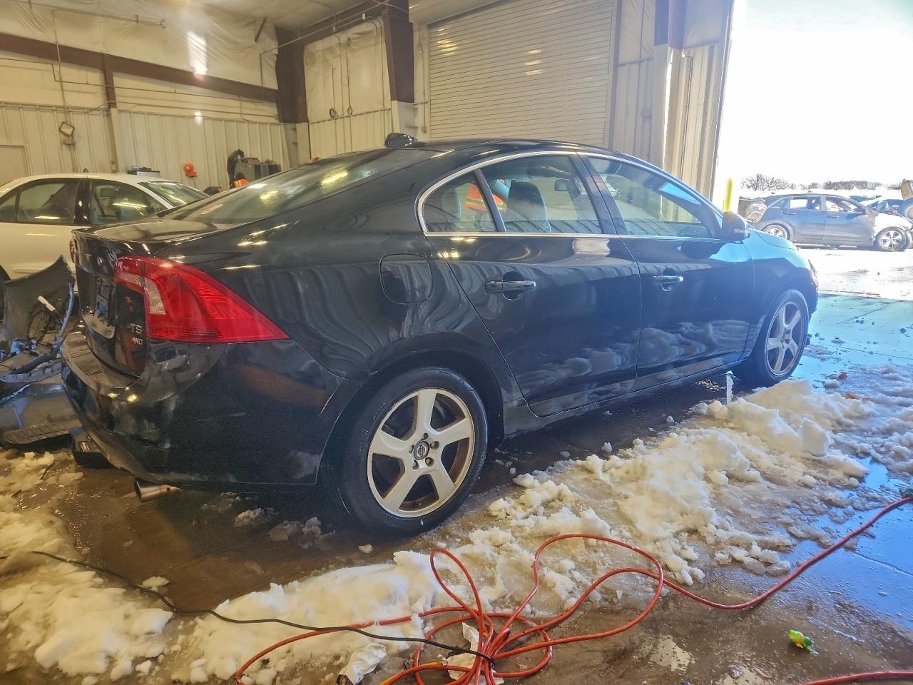 VOLVO S60 T5