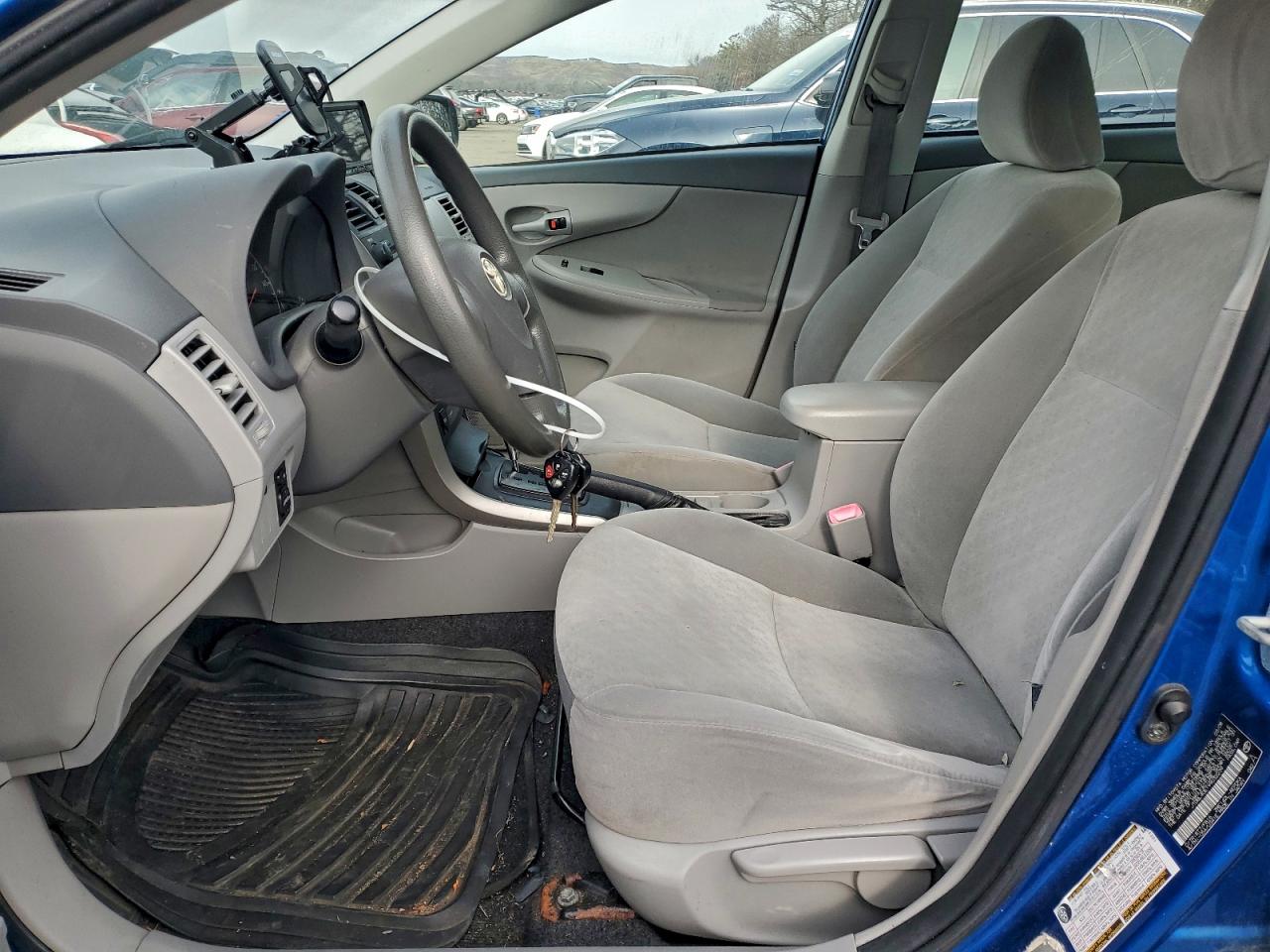 Lot #3305305322 2009 TOYOTA COROLLA BA