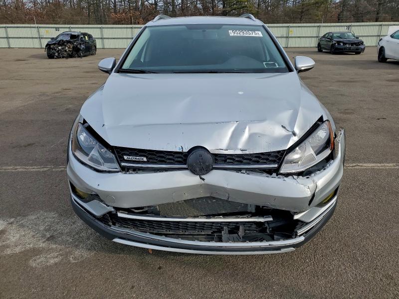 2017 VOLKSWAGEN GOLF ALLTR #3317866931