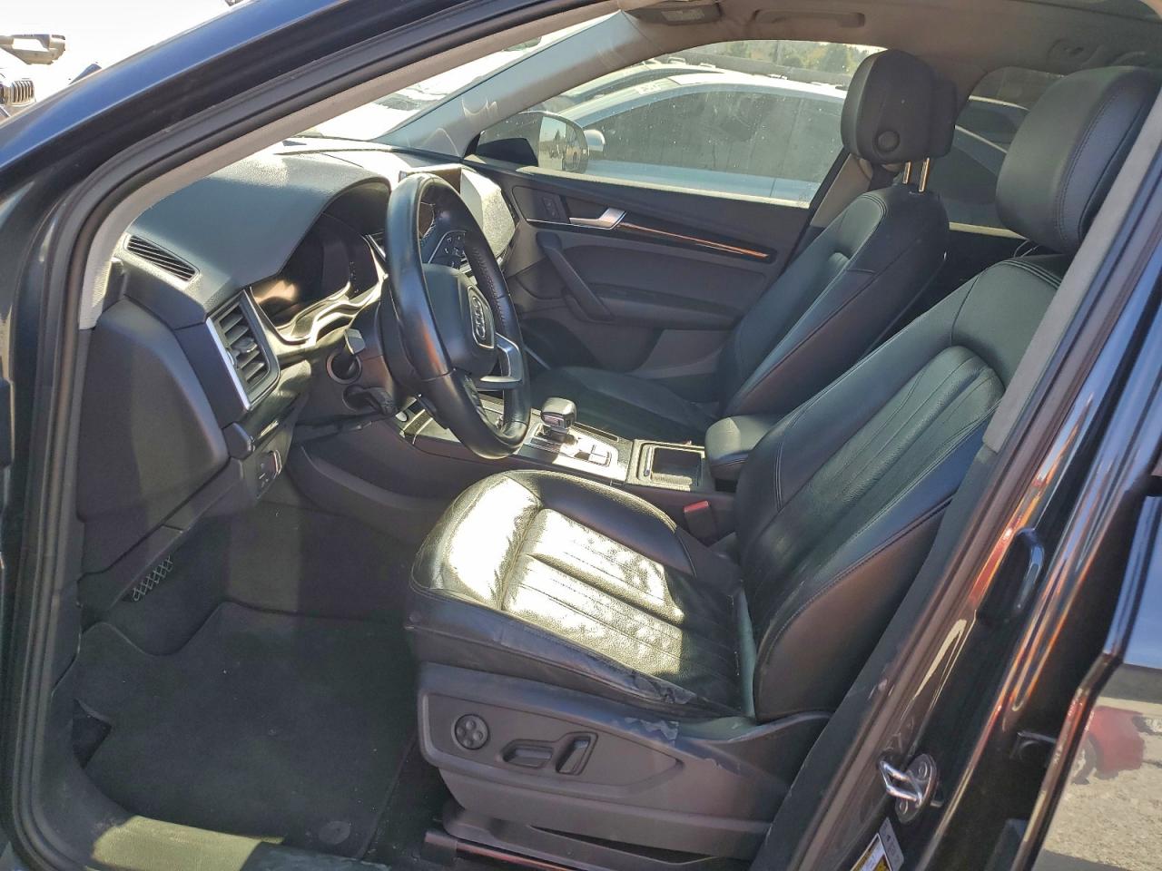 AUDI Q5 PREMIUM PLUS