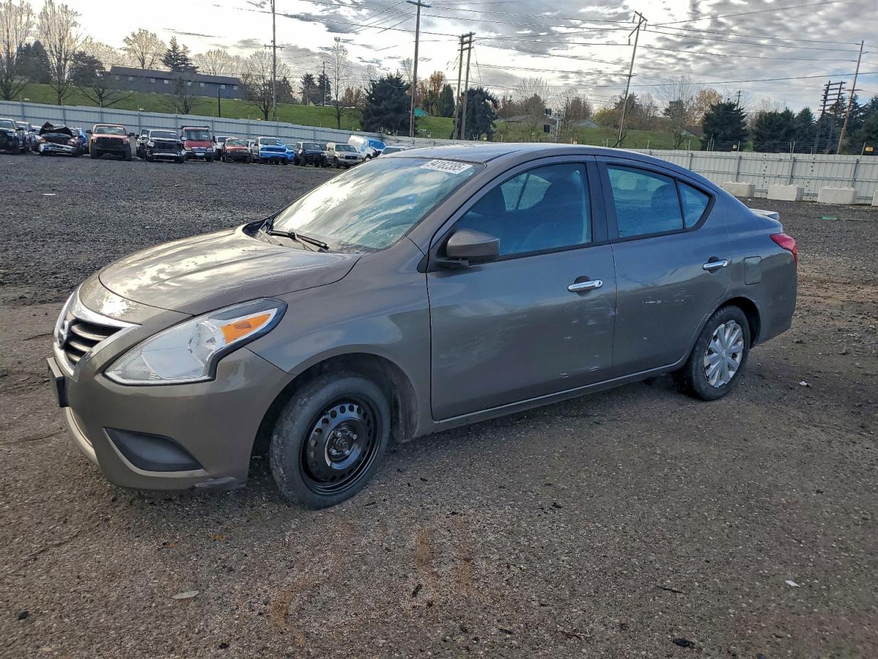 NISSAN VERSA S