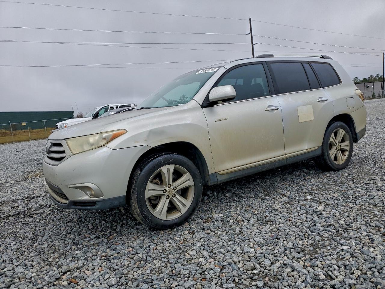 TOYOTA HIGHLANDER LIMITED