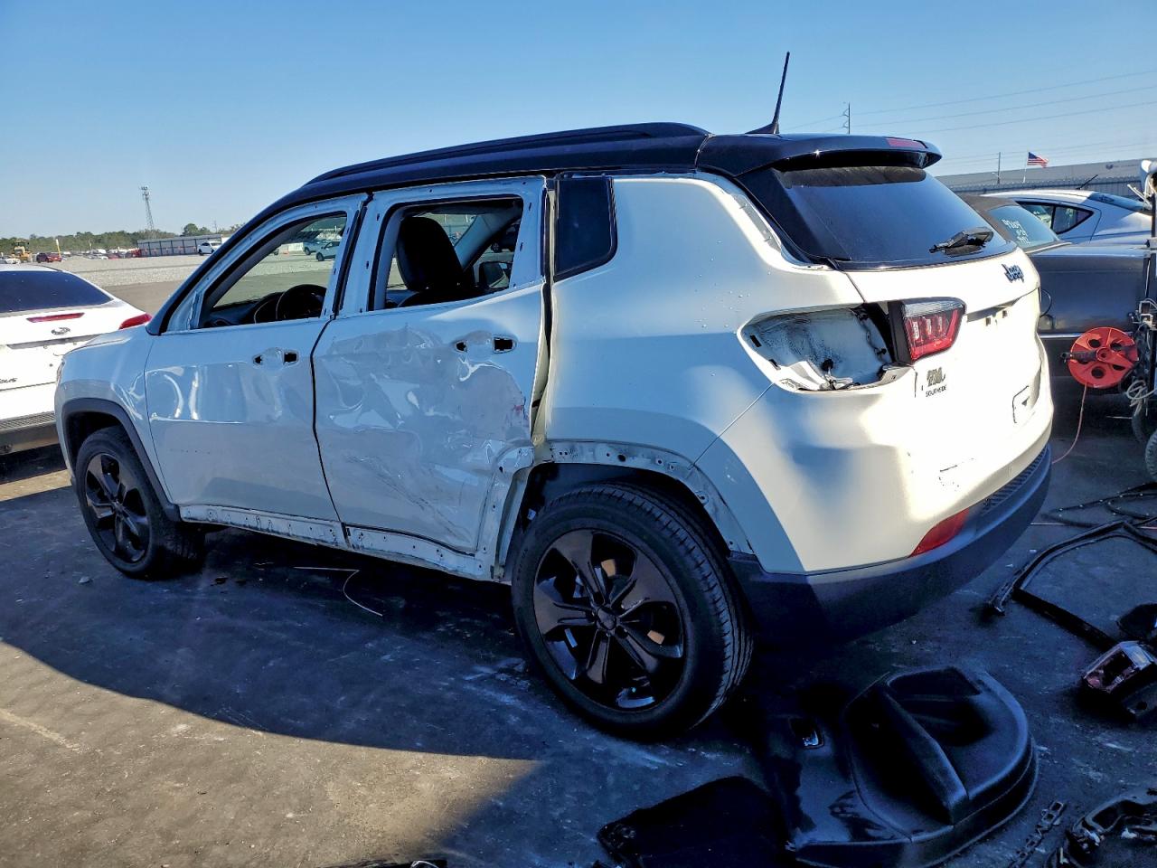 Lot #3311719223 2020 JEEP COMPASS LA