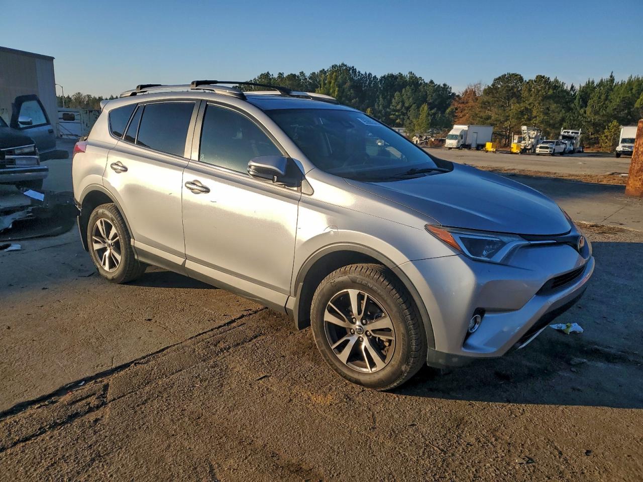 TOYOTA RAV4 XLE
