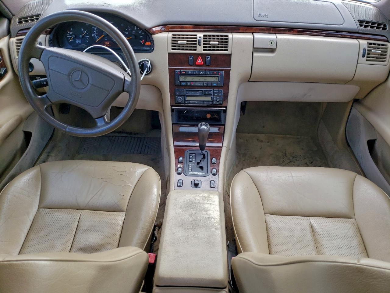 Lot #3317024092 1997 MERCEDES-BENZ E 320