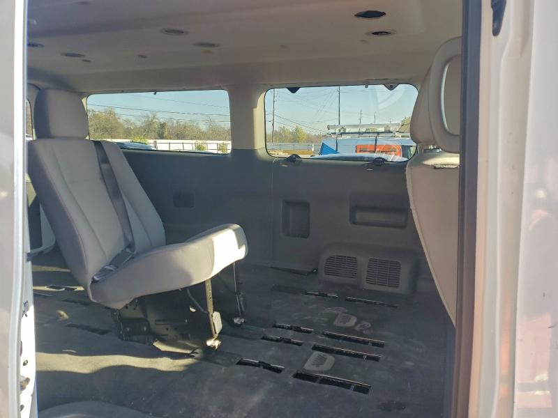 2016 NISSAN NV 3500 S #3310442310