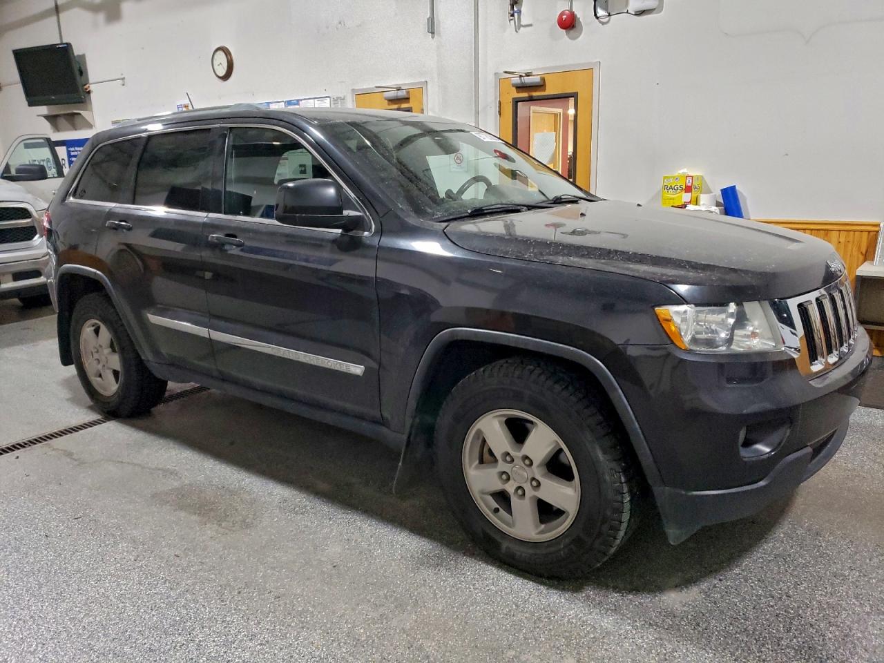 Lot #3318938926 2011 JEEP GRAND CHER